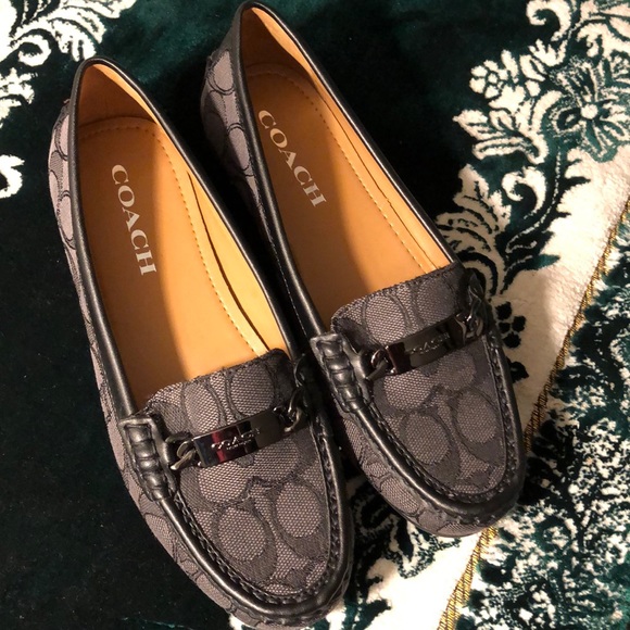 Loafers Brand New - Picture 2 of 3